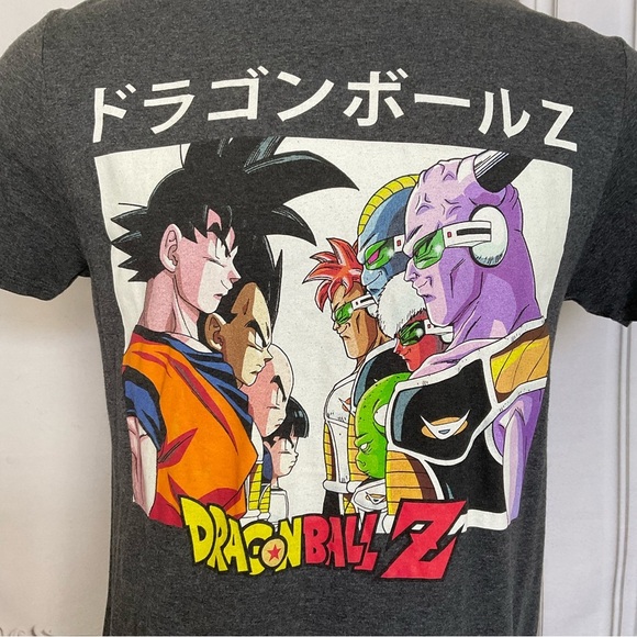 Dragonball Z Gray Graphic Cast Lineup Face off Goku T-Shirt TOEI Animation Med - Picture 2 of 4
